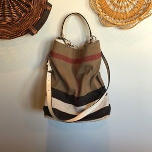 Burberry house check medium Ashby bag